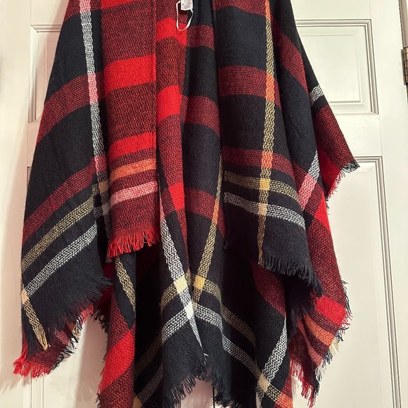 Classic Cape - Picture 1 of 5